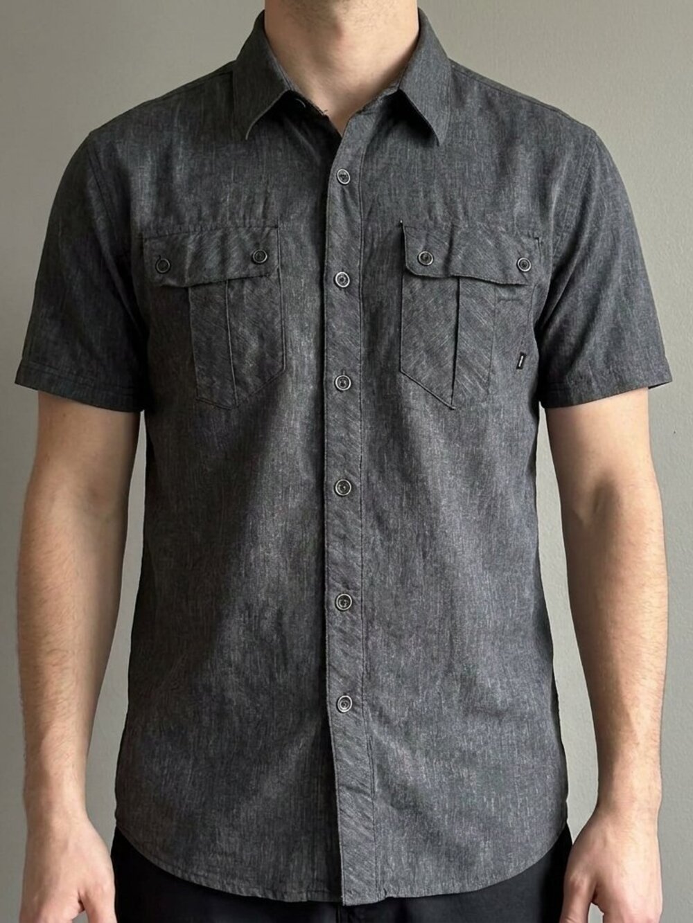 Element | Men's Button Down Short Sleeve Shirt | Size Medium